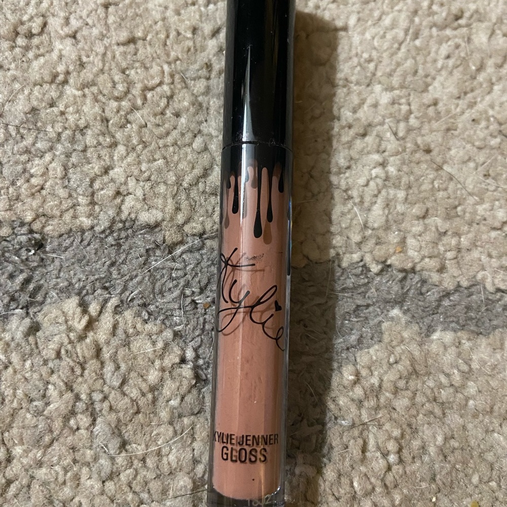 Kylie Jenner gloss